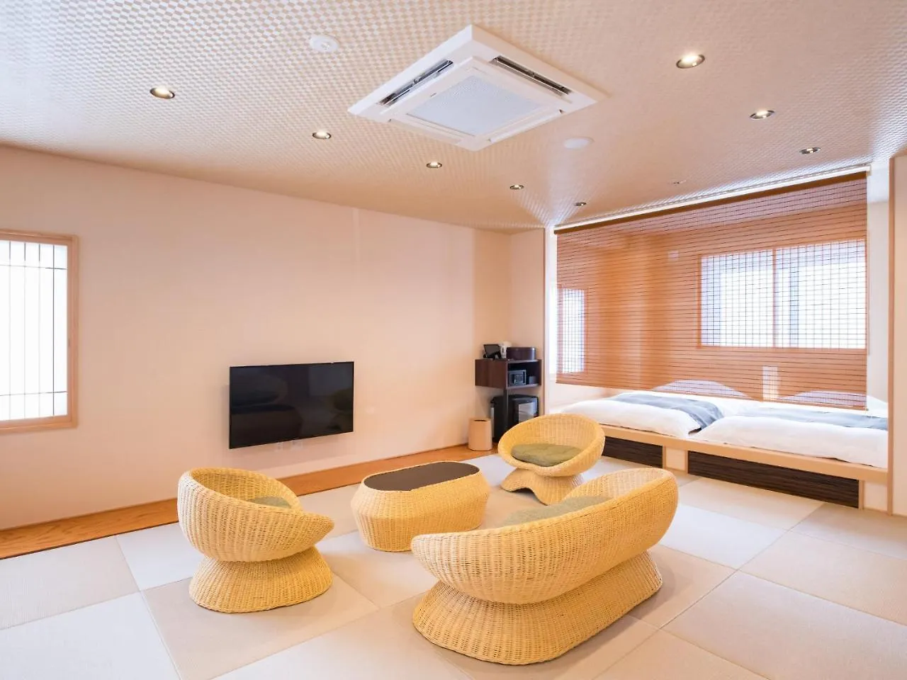 *** Ryokan Dogo Onsen Yachiyo 道後温泉八千代 Hotel Matsuyama  Japan