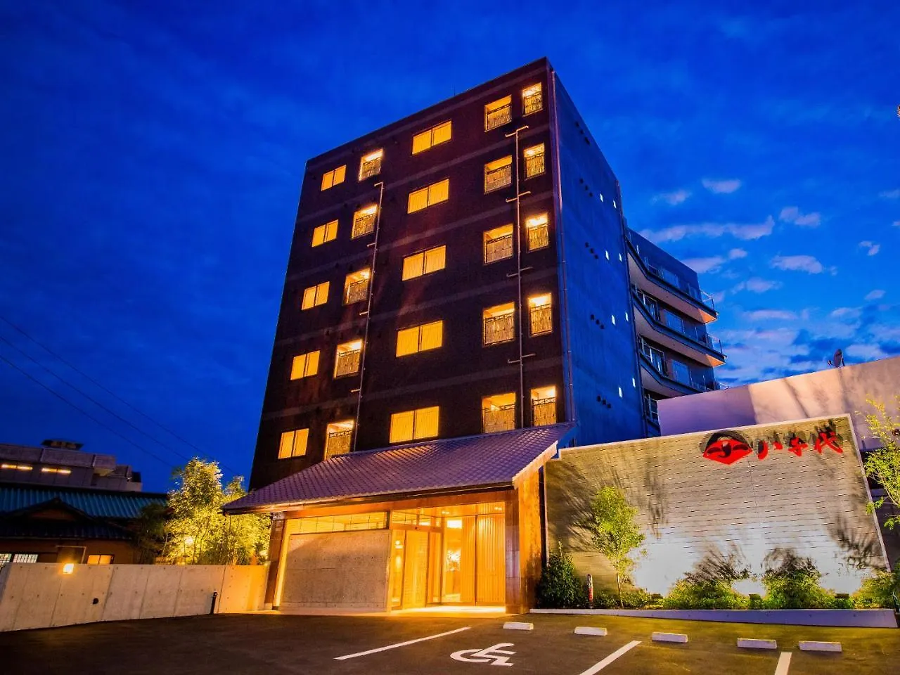 Dogo Onsen Yachiyo 道後温泉八千代 Hotel Matsuyama